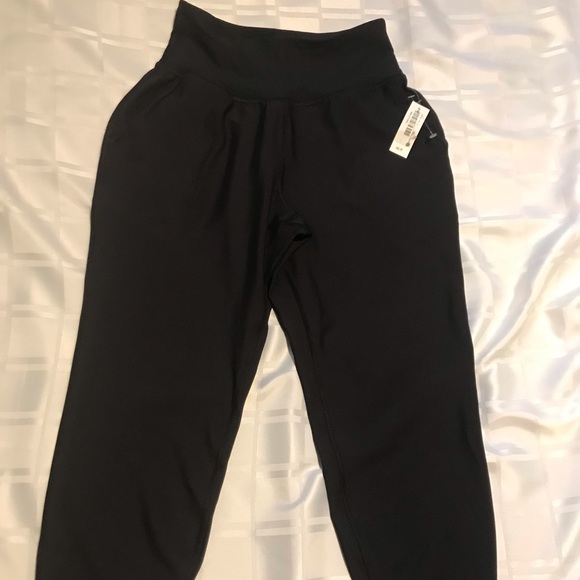 NWT Old Navy active - Picture 1 of 3